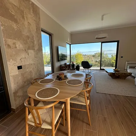 Serenity With Private Pool - Cape Of Rodon Apartment