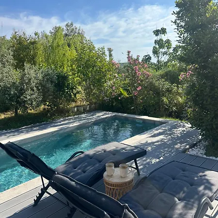 Serenity Villa With Private Pool - Cape Of Rodon