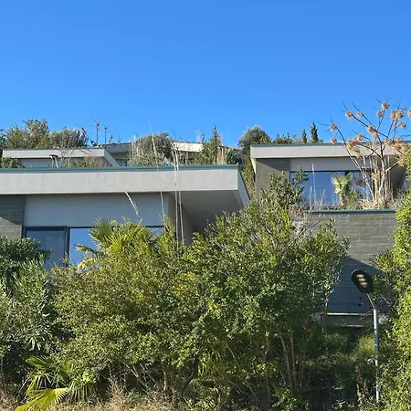 Apartment Serenity With Private Pool - Cape Of Rodon Shetaj